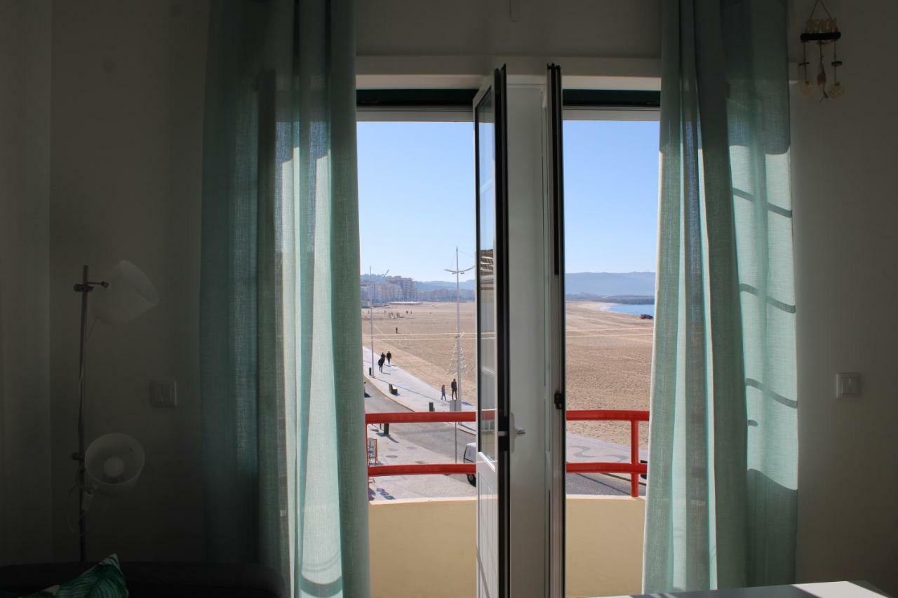 Sand & Sea Apartment Назаре Екстер'єр фото